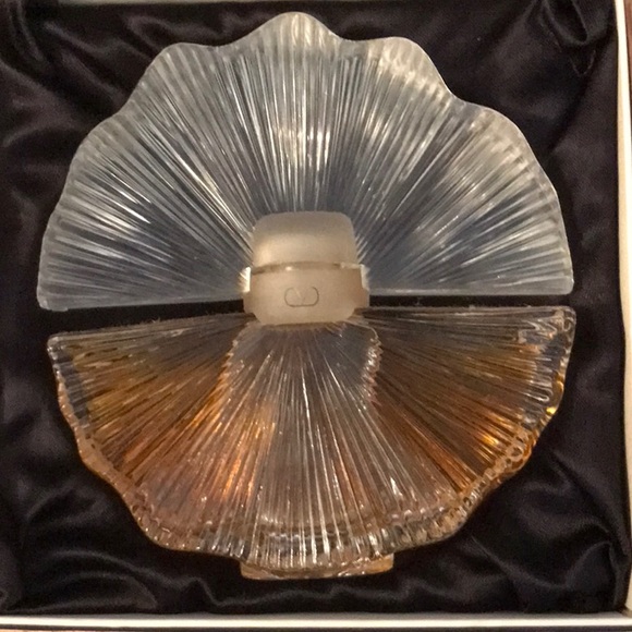 💋 RARE Vendetta by Valentino Pure Purr🐈⬛fume .5oz in original Box! 📦✨ - Picture 5 of 10